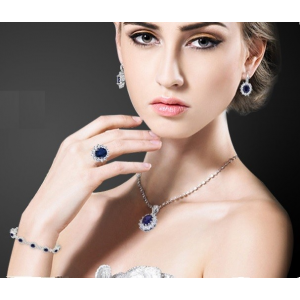 Pierścionek z niebieskim oczkiem owalnym Sebrny pierścionek z niebieskim oczkiem owalnym cyrkonia - markiza